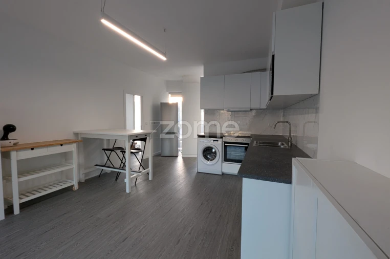 Apartamento T1 para Arrendamento em São João da Madeira Foto 4