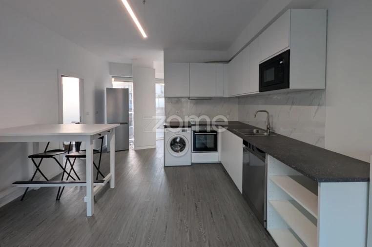 Apartamento T1 para Arrendamento em São João da Madeira Foto 5