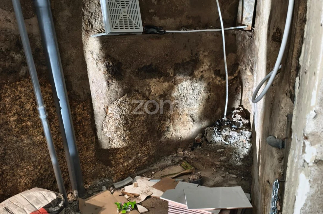 Moradia T3 para Venda em Seia, São Romão e Lapa dos Dinheiros Foto 7