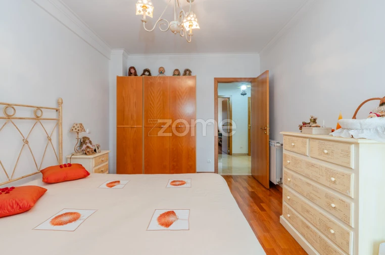 Apartamento T3 para Arrendamento em Santa Iria de Azoia, São João da Talha e Bobadela Foto 18