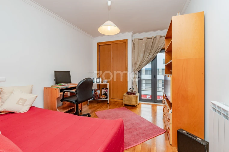 Apartamento T3 para Arrendamento em Santa Iria de Azoia, São João da Talha e Bobadela Foto 19