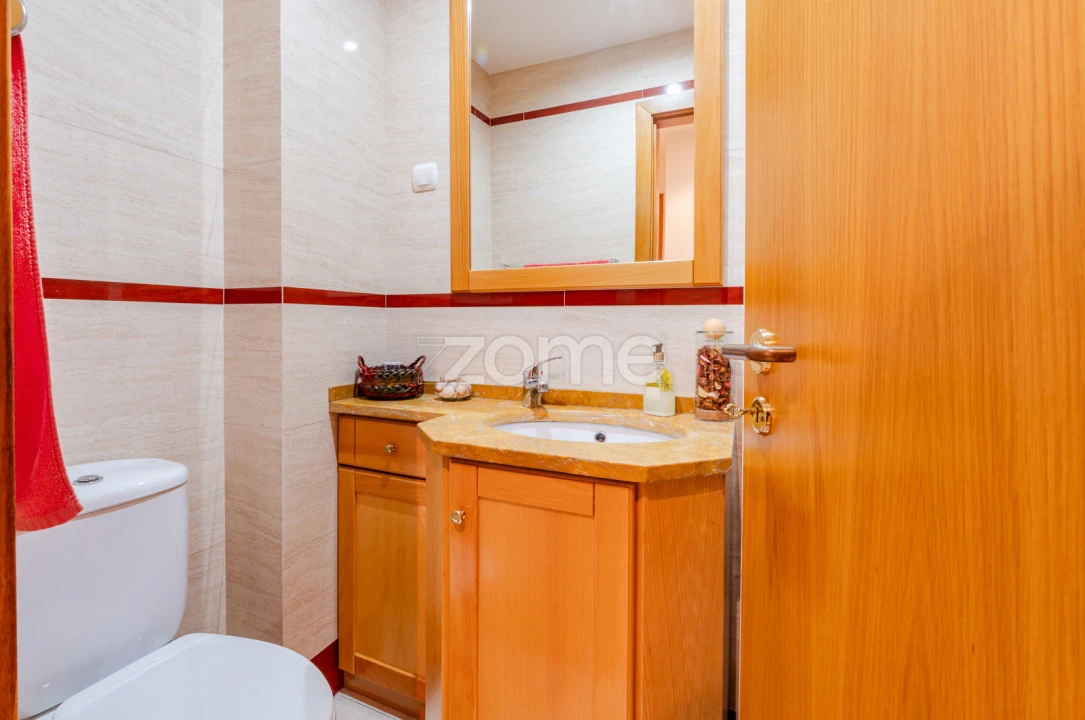 Apartamento T3 para Arrendamento em Santa Iria de Azoia, São João da Talha e Bobadela Foto 11