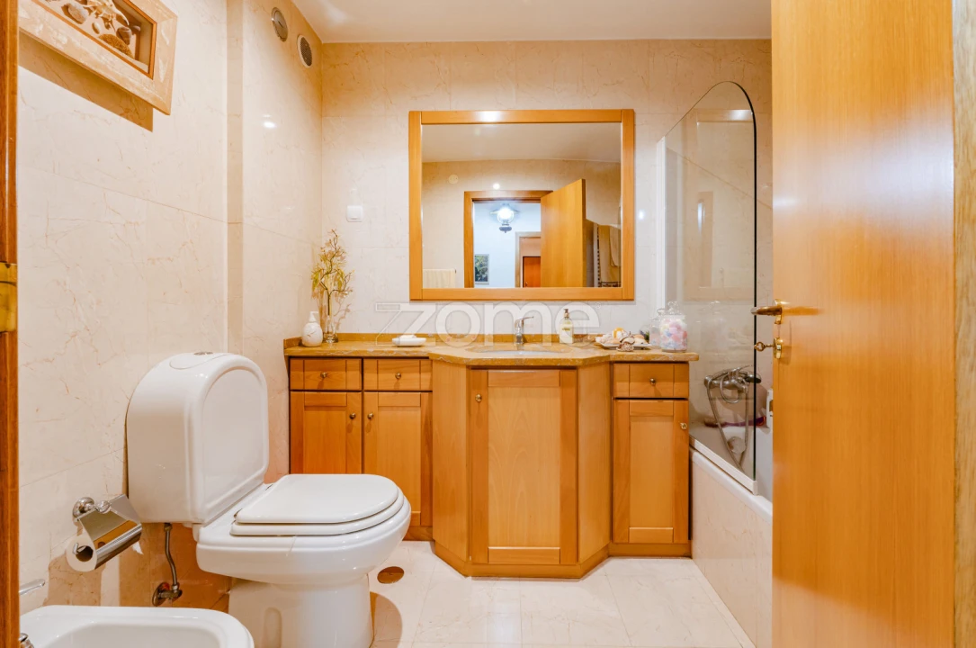 Apartamento T3 para Arrendamento em Santa Iria de Azoia, São João da Talha e Bobadela Foto 15