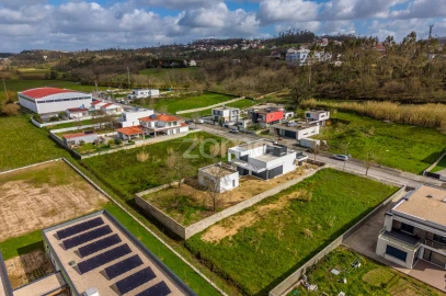 Moradia T3 para Venda em Santa Eufémia e Boa Vista