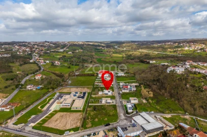 Moradia T3 para Venda em Santa Eufémia e Boa Vista