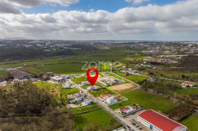 Moradia T3 para Venda em Santa Eufémia e Boa Vista
