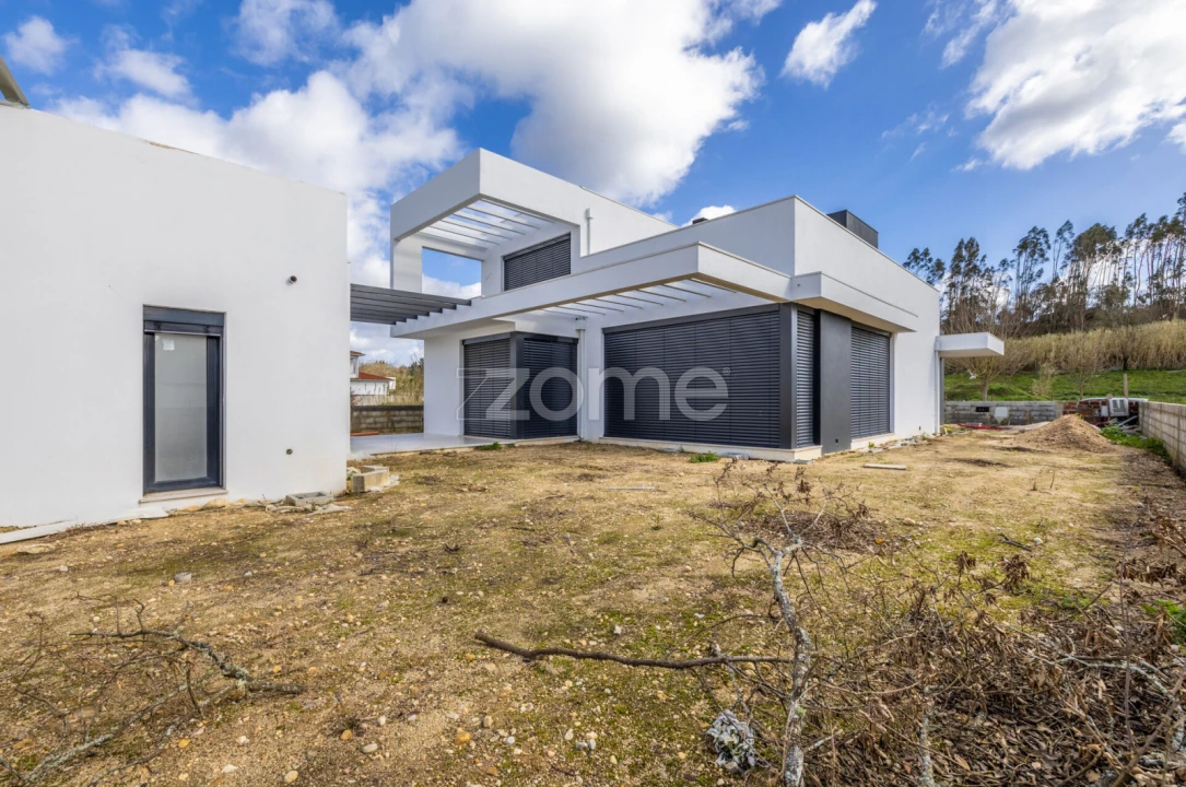 Moradia T3 para Venda em Santa Eufémia e Boa Vista Foto 12