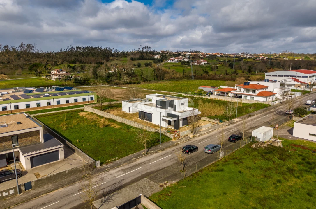 Moradia T3 para Venda em Santa Eufémia e Boa Vista Foto 16