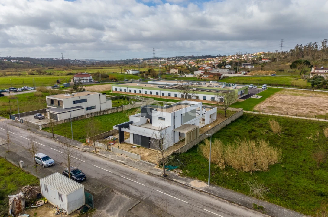 Moradia T3 para Venda em Santa Eufémia e Boa Vista Foto 18