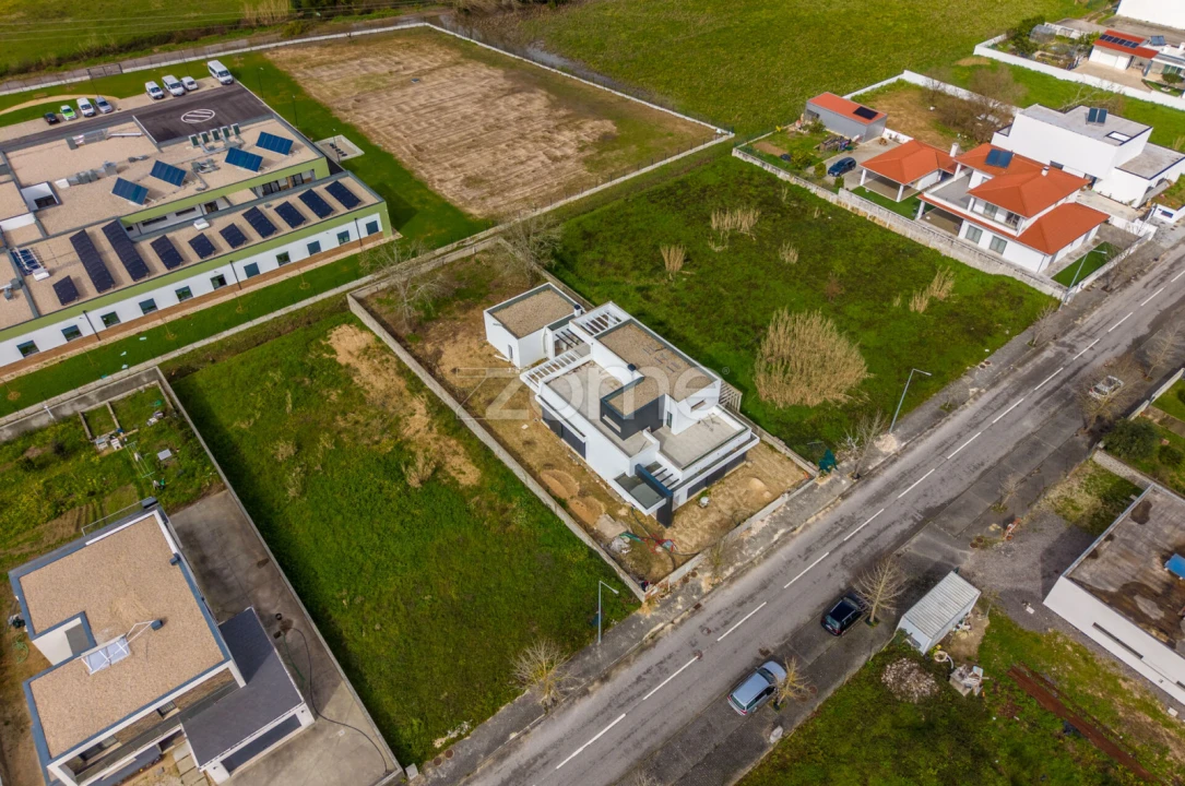 Moradia T3 para Venda em Santa Eufémia e Boa Vista Foto 25