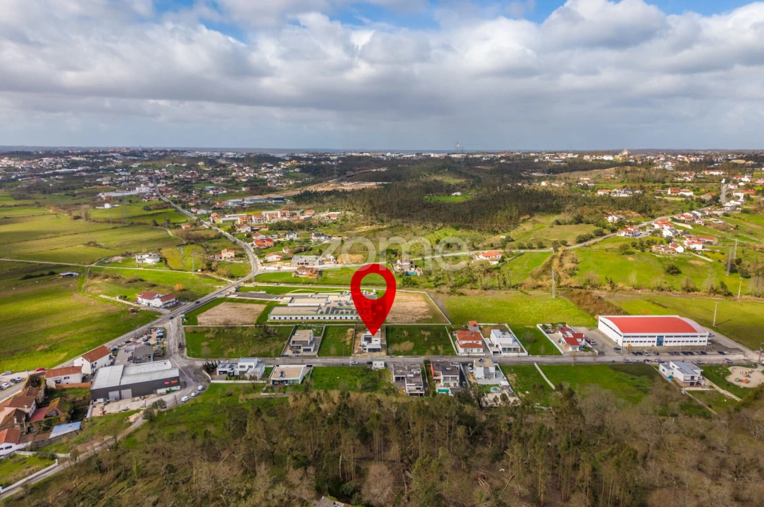 Moradia T3 para Venda em Santa Eufémia e Boa Vista Foto 35
