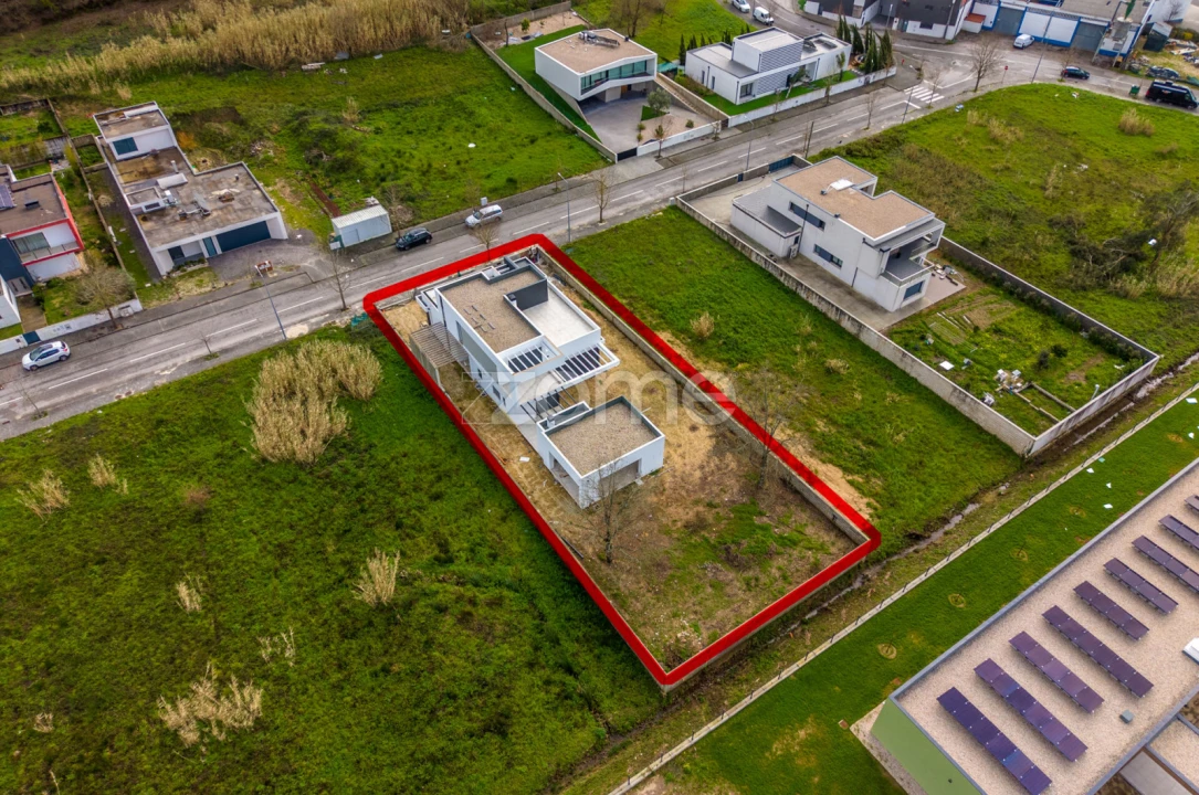 Moradia T3 para Venda em Santa Eufémia e Boa Vista Foto 22
