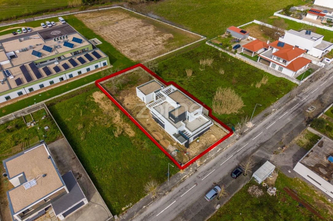 Moradia T3 para Venda em Santa Eufémia e Boa Vista Foto 26