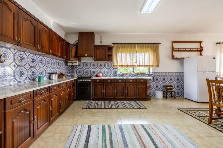 Moradia T2 para Venda em Alcobaça e Vestiaria Foto 3