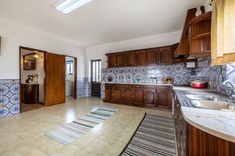 Moradia T2 para Venda em Alcobaça e Vestiaria Foto 6