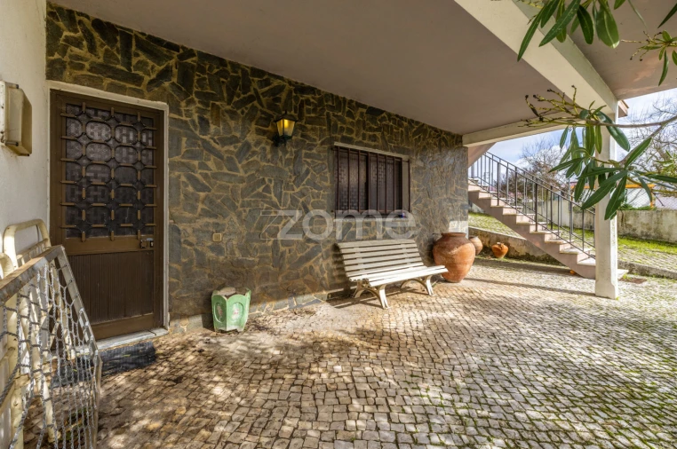 Moradia T2 para Venda em Alcobaça e Vestiaria Foto 43