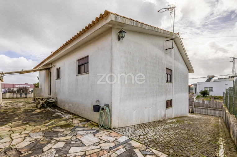 Moradia T2 para Venda em Alcobaça e Vestiaria Foto 45