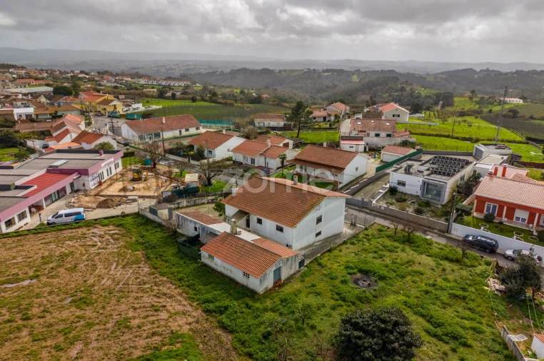 Moradia T2 para Venda em Alcobaça e Vestiaria Foto 58