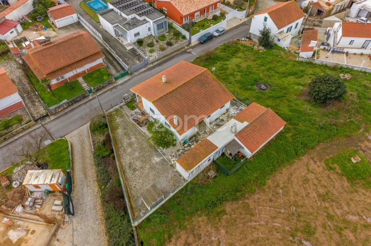 Moradia T2 para Venda em Alcobaça e Vestiaria Foto 67