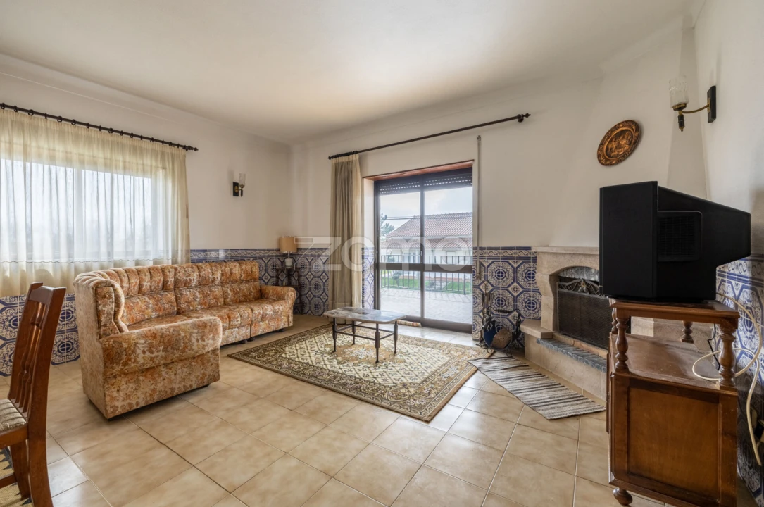 Moradia T2 para Venda em Alcobaça e Vestiaria Foto 11