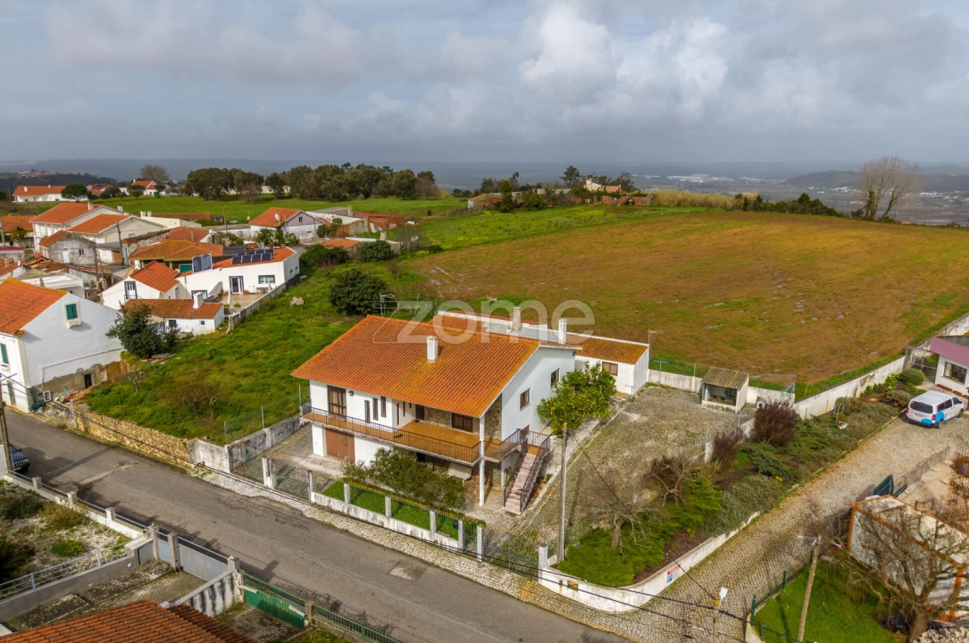 Moradia T2 para Venda em Alcobaça e Vestiaria Foto 55