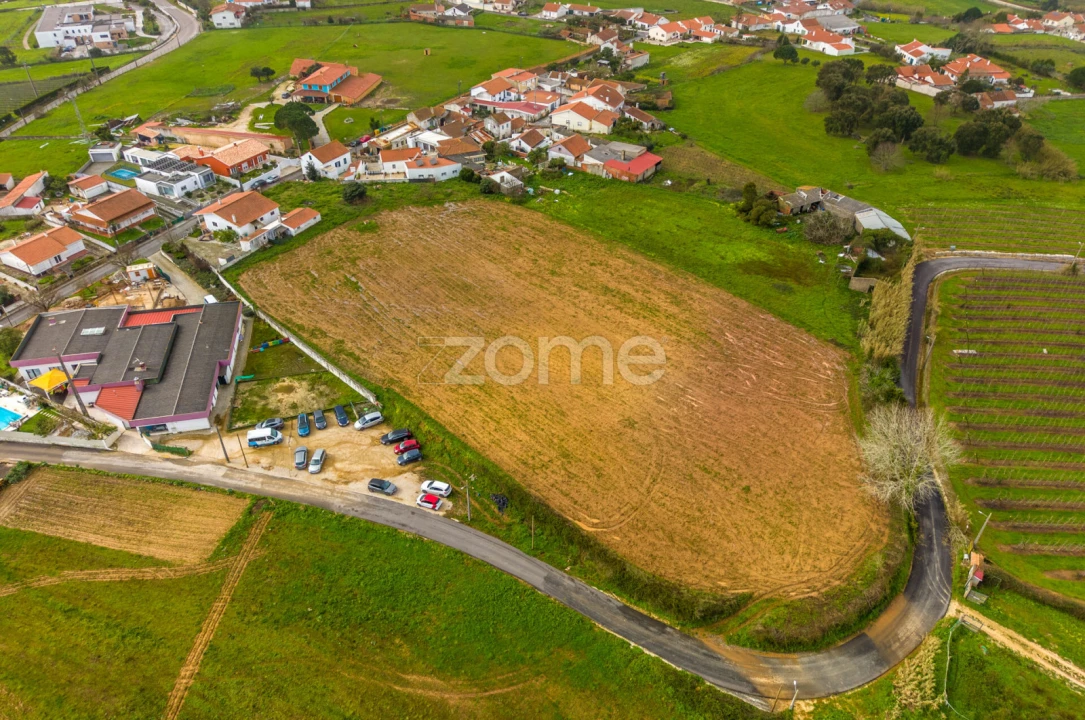 Moradia T2 para Venda em Alcobaça e Vestiaria Foto 64