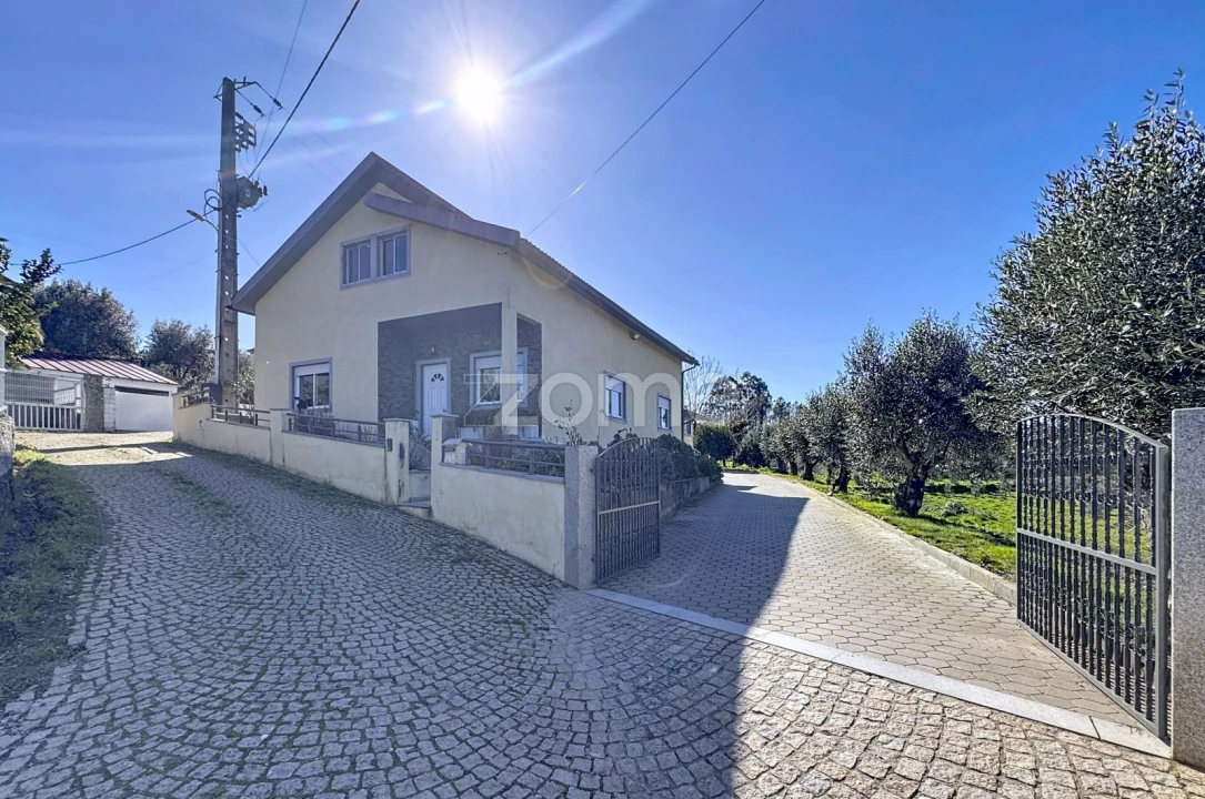Moradia T4 para Venda em Mangualde, Mesquitela e Cunha Alta Foto 1