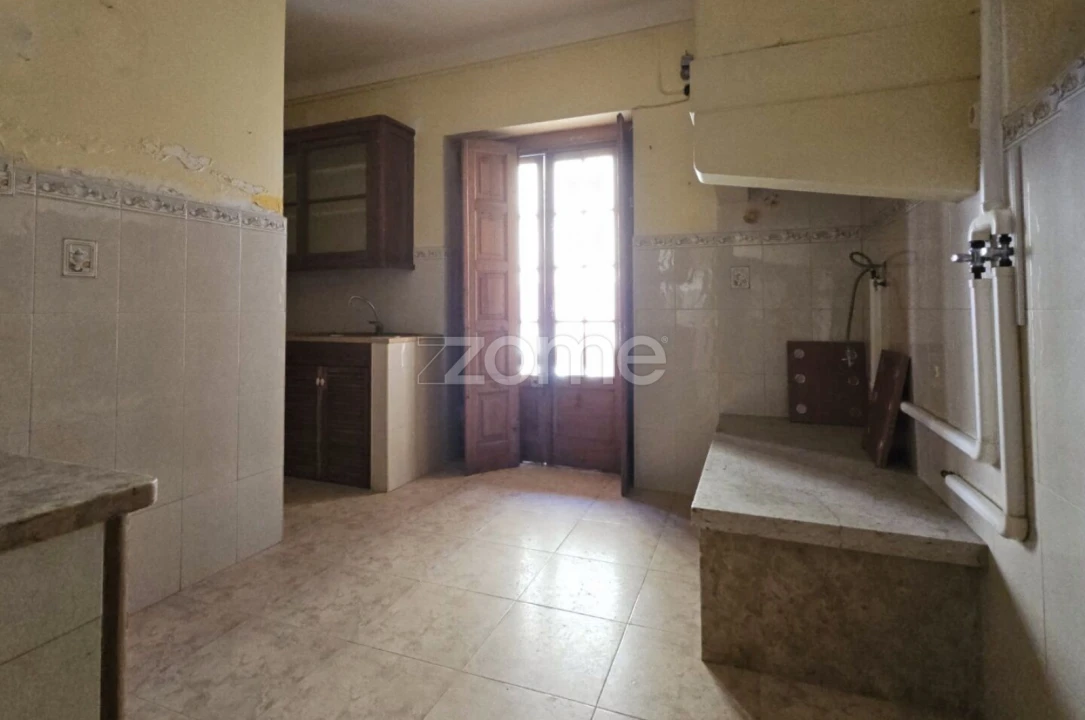 Apartamento T1 para Arrendamento em Areeiro Foto 11