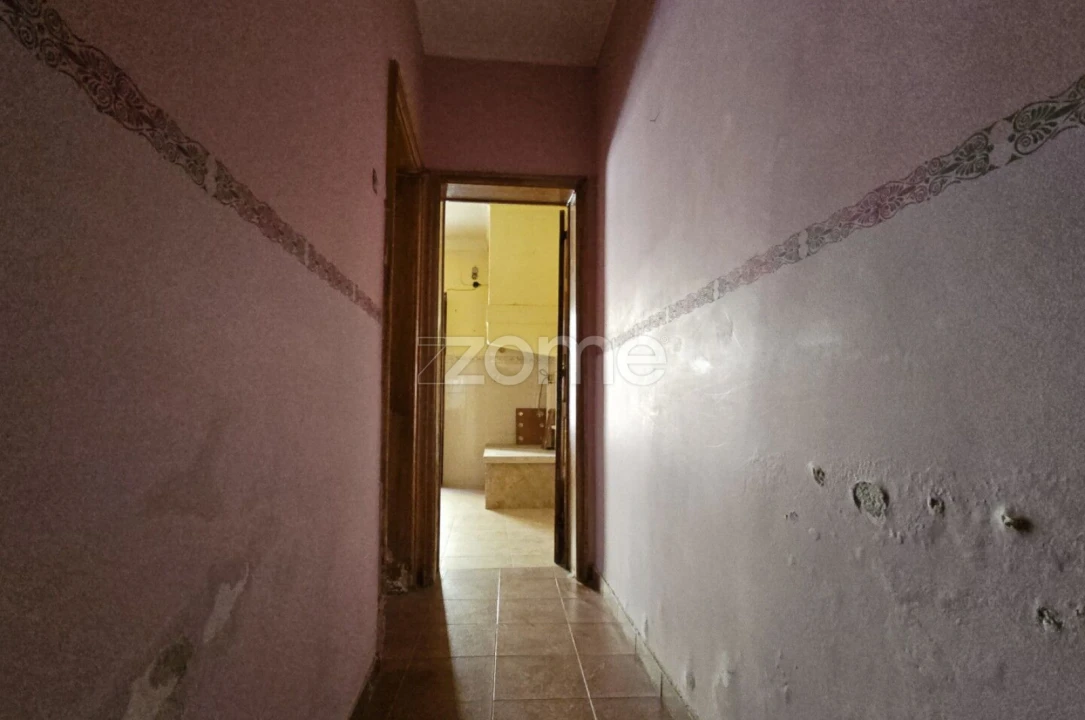 Apartamento T1 para Arrendamento em Areeiro Foto 6