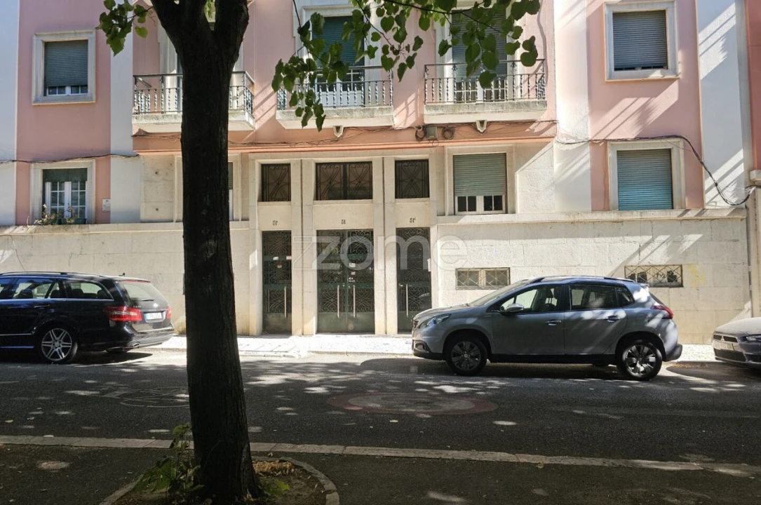 Apartamento T1 para Arrendamento em Areeiro Foto 1