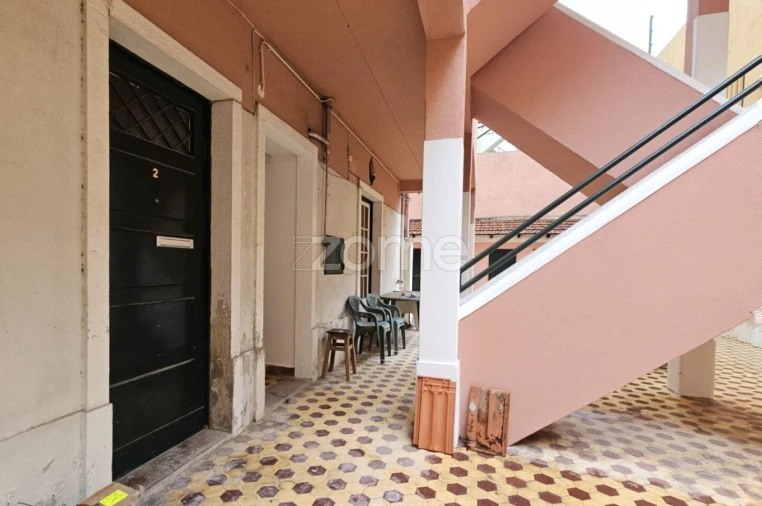 Apartamento T1 para Arrendamento em Areeiro Foto 15