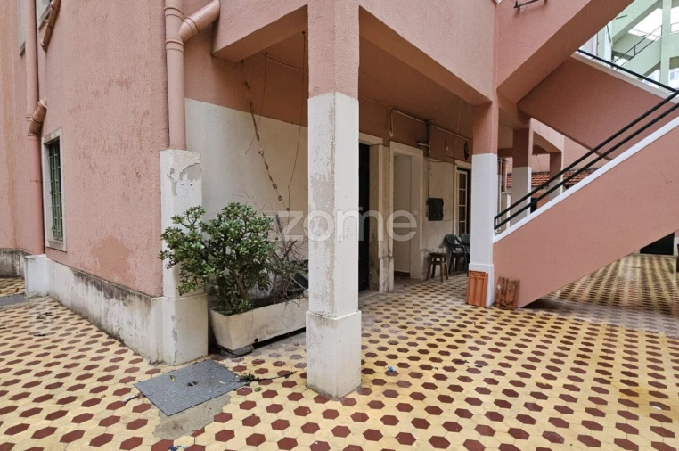 Apartamento T1 para Arrendamento em Areeiro Foto 16