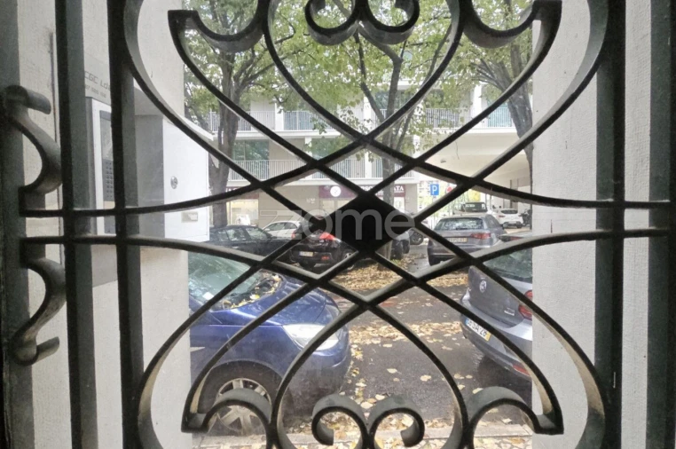 Apartamento T1 para Arrendamento em Areeiro Foto 19