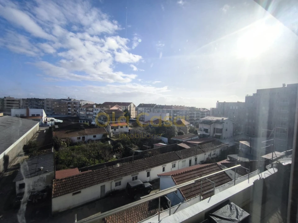 Apartamento T1 para Venda em Canidelo Foto 21