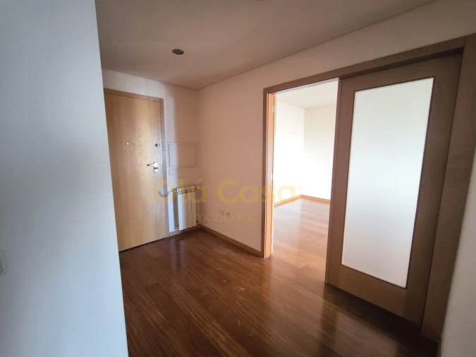 Apartamento T1 para Venda em Canidelo Foto 1