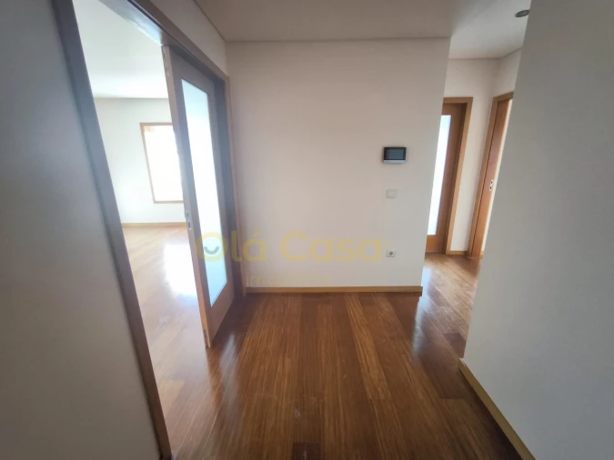 Apartamento T1 para Venda em Canidelo Foto 4
