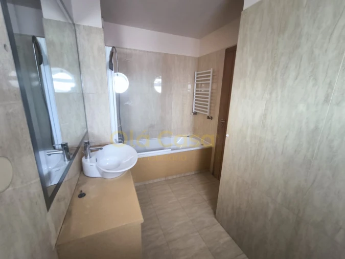 Apartamento T1 para Venda em Canidelo Foto 8