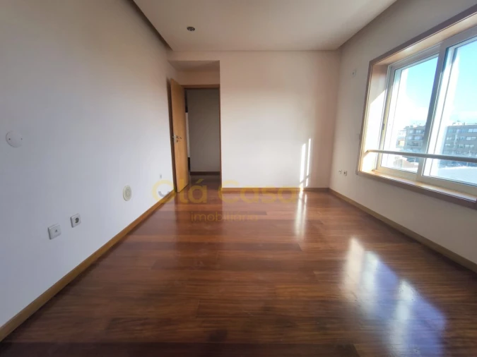 Apartamento T1 para Venda em Canidelo Foto 11