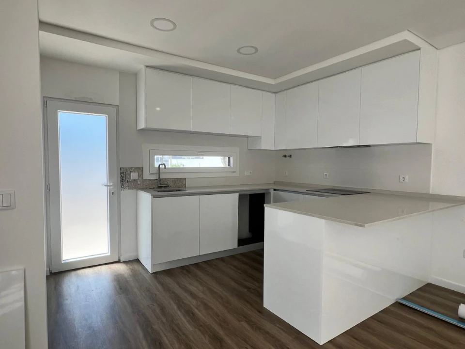 Moradia T3 para Venda em Fernao Ferro Foto 15