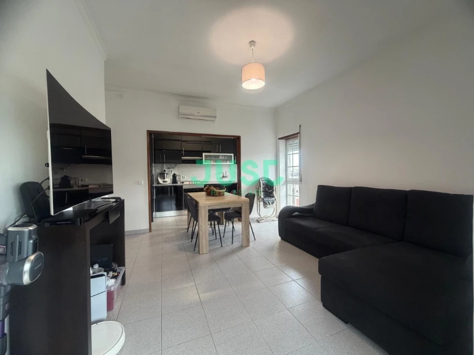 Apartamento T2 para Venda em Amora Foto 4