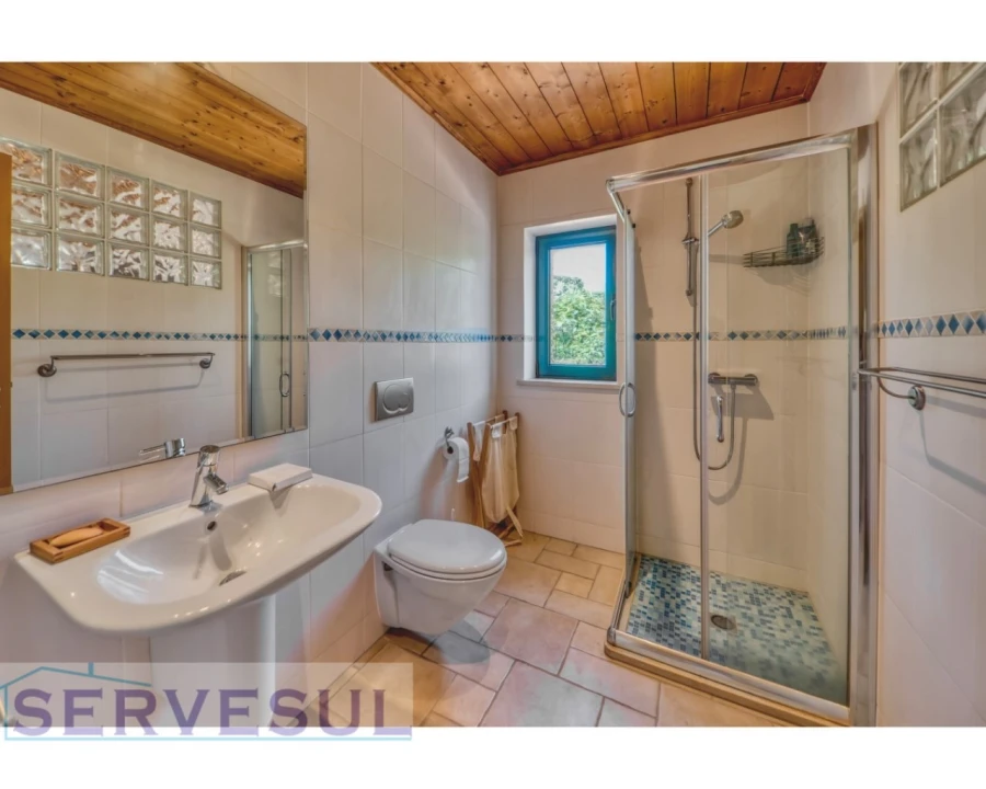 Moradia T4 para Venda em Silves Foto 13