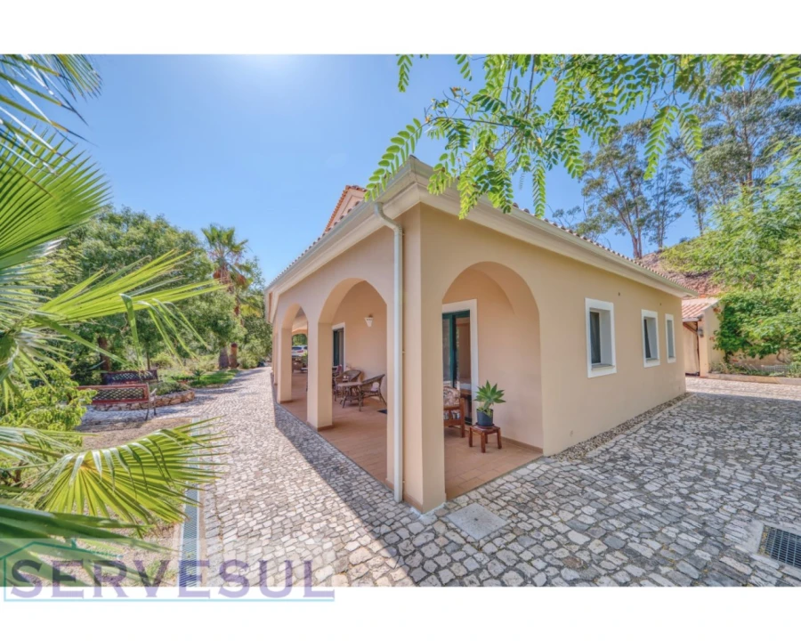 Moradia T4 para Venda em Silves Foto 36