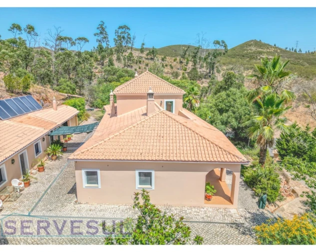 Moradia T4 para Venda em Silves Foto 3