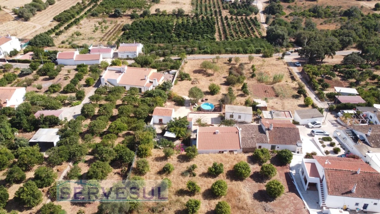 Moradia T4 para Venda em Silves Foto 44