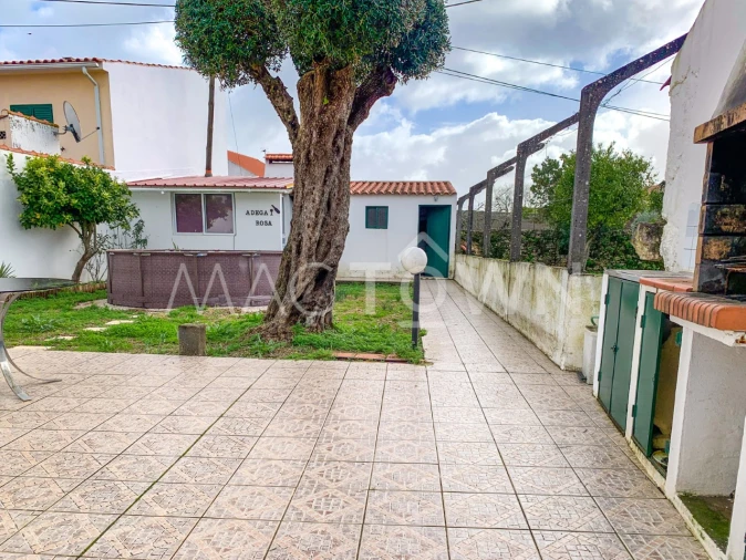 Moradia T3 para Venda em Zibreira Foto 4