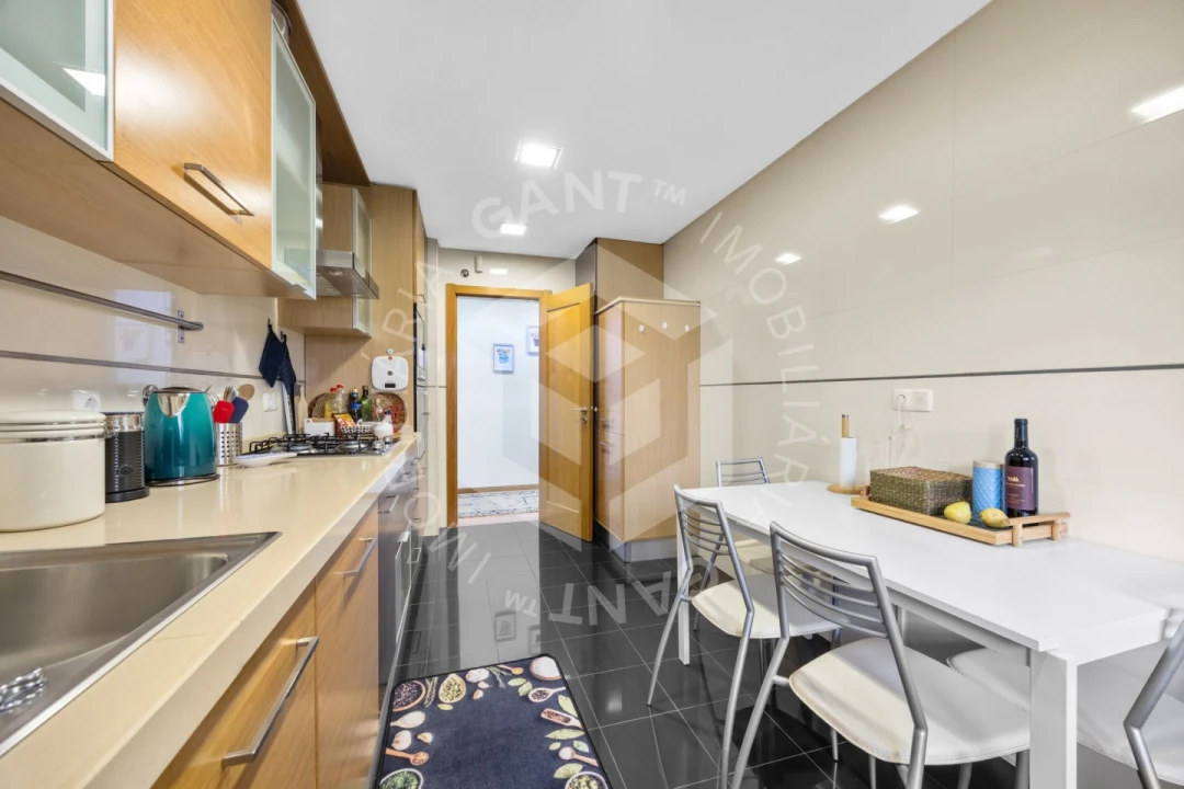 Apartamento T2 para Venda em Sacavém e Prior Velho Foto 10