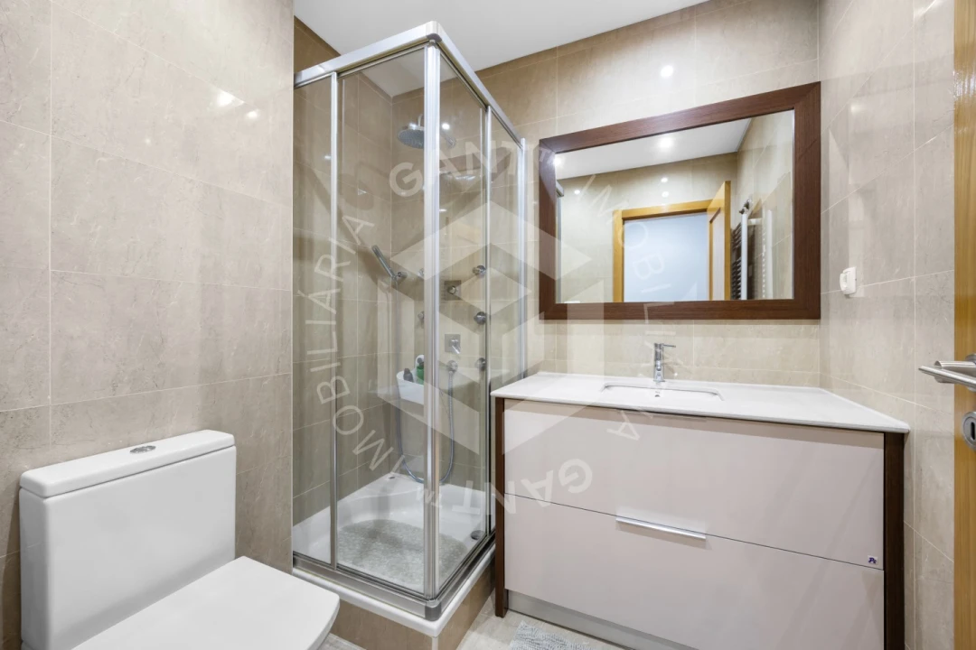 Apartamento T2 para Venda em Sacavém e Prior Velho Foto 13