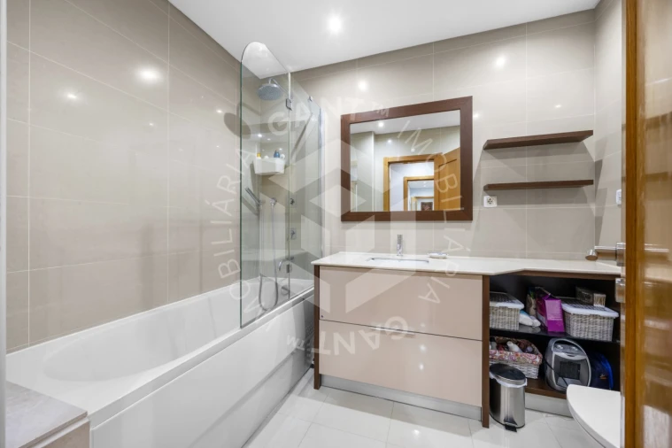 Apartamento T2 para Venda em Sacavém e Prior Velho Foto 19