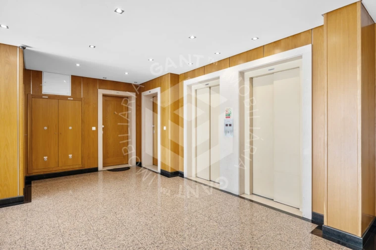 Apartamento T2 para Venda em Sacavém e Prior Velho Foto 23