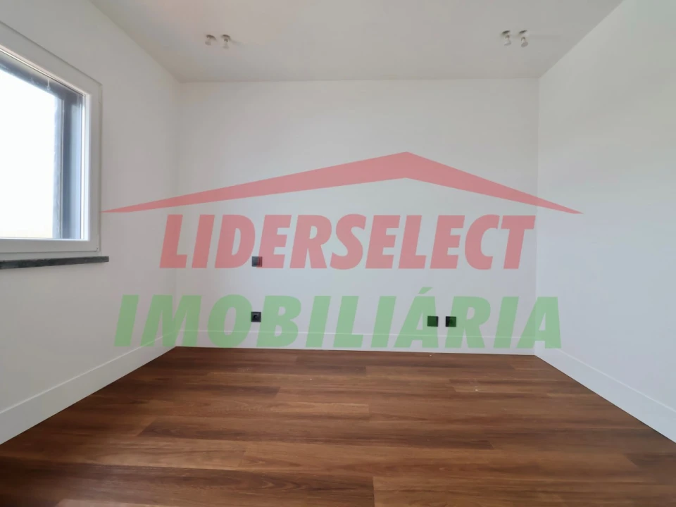 Moradia T3 para Venda em Ribamar Foto 19